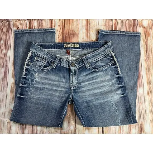 BKE Buckle STELLA Women Size 29 Blue Low Rise Crop Capri Jeans Denim Pants 31x25 - Picture 3 of 11